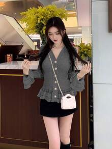 Women's Apricot Versatile Knitted Cardigan With Ruffle Hem, Long Sleeve Fitted V-Neck Sweater, Autumn/Winter