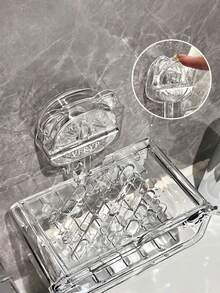 1pc Teddy Bear Suction Cup Soap Dish With Sponge, Wall Mounted Bathroom Soap Holder, Double Layer Soap Rack