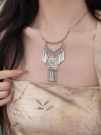 1 件仿苗族/银流苏项链，复古中东/波西米亚风别致吊坠项链，高端时尚