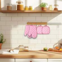 Pink Heat Resistant Oven Mitts And Potholders Set, 2 Packs Of Quilted Gloves And 2 Packs Of Heatproof Pads, Strong Grip For Hot Pans, Ideal For Cooking, Baking, BBQ, And Kitchen Use