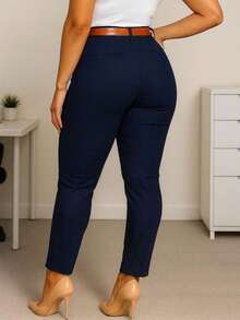 Pantalón de Vestir para Dama con Cinturón. Tela Strech. Ajuste Perfecto Push Up - Azul Marino - Ver 2