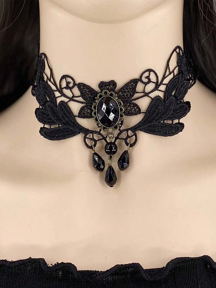 1pc Women's Gothic Palace Style Black Lace Crystal Choker Necklace, Fashion Collarbone Chain
