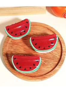 1pc 9cm Watermelon Shaped Hair Clip, Acrylic Fruit Design Hair Claw Clip, Cute & Stylish Bun Holder For Women Elegant Hair Accessories Winter Hair Clutch