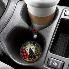 Un coussin de siège de voiture intérieur d'arbre de Noël festif, fabriqué en matériau PVC avec des propriétés antidérapantes et lavable. Convient pour les intérieurs de voiture, les cuisines, les tables basses - un cadeau de Noël idéal pour les hommes et les femmes