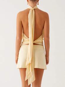 Women's Halter Pleated Chiffon Tank Top Sleeveless Neckline Tie-Up Open Back Tie Casual Blouses 2025 Summer Tops - 黃色 - 查看 5