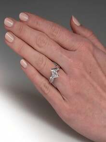 خاتم خطوبة فاخر وأنيق للنساء، مزين بأحجار الزركونيا المتلألئة، مجوهرات خطوبة رومانسية، هدية عيد الحب للمرأة، حلقة زفاف | مجوهرات راقية