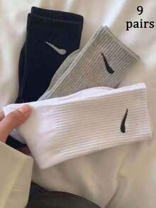 3 pares de calcetines clásicos de color negro, blanco y gris hasta el tobillo, calcetines unisex de estilo retro para deportes y uso casual, adecuados para todas las estaciones