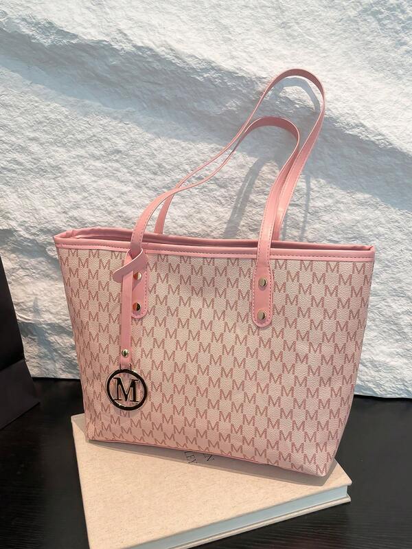 Grand sac de capacité pour femmes, sac fourre-tout personnalisé. Nouveau sac à épaule de niche beau et texturé. Sac pour femmes, sac de voyage, sac à main, bagage pour voyages, affaires, vacances. Sac de voyage multifonction portable, sac week-end unisexe