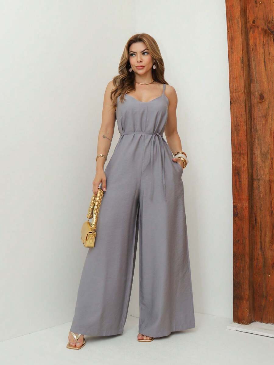 A&DD MODA, REF: Y492 Elegant Women's Jumpsuit With Suspenders, Adjustable Straps And Side Pockets, Casual And Sophisticated Modeling, Uncomplicated And Chic Look, Women's Jumpsuit Tailored For All Occasions, Modern And Comfortable Style - 灰色 - 查看 1
