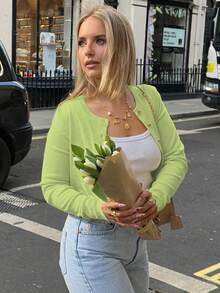 女士时尚绿色纽扣短款上衣，长袖圆领针织衫，中等弹力 - 綠色 - 查看 4