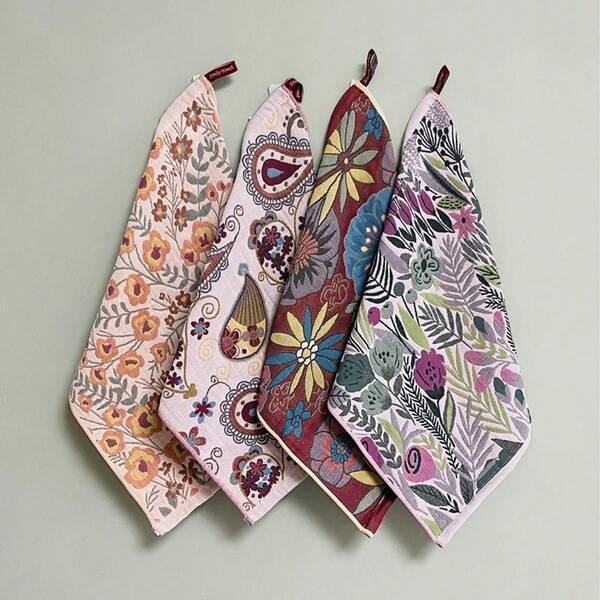 1pc/4pcs New Household Towels, Face Towels, Soft Absorbent Towels For Valentine's Day Gifts, Funny Absorbent Towel Gifts For Husband Boyfriend, Romantic Embroidery Square Towels For Wedding Gifts For Couples, Valentine's Day, Wedding & Anniversary Gifts, Family Bathroom Supplies, Bathroom Decoration.