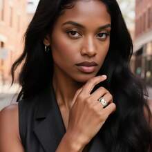 Women Pendant Necklaces