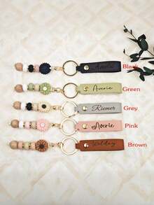 Portachiavi personalizzato, portachiavi con margherita personalizzato, portachiavi con margherita in perline, portachiavi in finta pelle, regalo per damigella, regalo per insegnante, regalo di compleanno, portachiavi con perline, accessori per chiavi, San Valentino, accessori per auto, accessori scolastici, carino, gotico