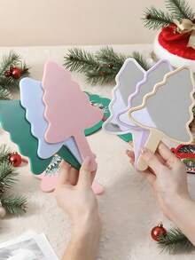 Customized Christmas Tree Shaped Handheld Makeup Mirror, Personalized Christmas Tree Shaped Mirror, Plastic Handled Makeup Mirror, Solid Color Portable Small Mirror With Hole, Christmas Style Single-Sided Mirror, Gift For Friends And Classmates