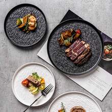 1pc Black Textured Round Steak Plate, With Embossed Hammered Pattern Design, Matte Finish Surface Creates Stable And Artistic Atmosphere, Suitable For Serving Exquisite Dishes Like Steak - Multicolor - View 5