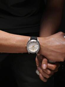 Versace 男士石英不锈钢和皮革腕表，男士休闲皮革手表 - 黑色 - 查看 5