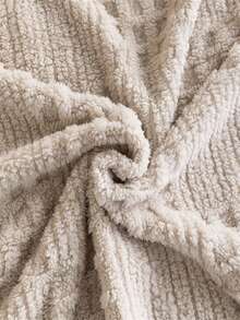 1pc Solid Color Striped Plaid Soft Warm Fleece Blanket, Suitable For Bedroom, Room Decor, All Seasons, Gift, Comfortable Soft Ladies Throw Blanket, Machine Washable, Modern Style, Multi-Purpose, Soft Texture, Suitable For Bed, Sofa, Travel, Office, Christmas, Halloween, Mother's Day, Wool Blanket Gift, Camping Blanket, Oversized Tasseled Faux Fur Flannel Throw Blanket, Leisure Nap Blanket, Office Small Throw