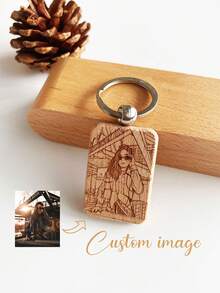 1pc Customized Photo Engraved Wooden Keychain, Pendant, Creative Small Item, Bag Charm, Wooden Tag, Keyring, DIY Accessory, School Backpack, Car Accessories, Cute Gift For Teachers, Christmas, Friends, Coworkers, Family, Boyfriend/Girlfriend