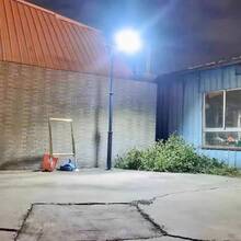 45万流明高功率户外太阳能灯，强力太阳能壁灯/路灯，照明面积300平方英尺，IP65防水，带传感器的太阳能LED灯 - 黑色 - 查看 3