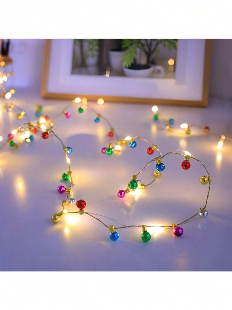 Đèn LED dây nhiều màu với bóng đèn tròn mini, đèn dây hạt nhỏ nhiều màu, đèn trang trí vòng hoa, thích hợp cho gia đình, phòng ngủ, phòng khách, trang trí cây thông, sinh nhật, tiệc tùng, ngày lễ, đám cưới, ngày lễ tình nhân, lễ Phục sinh, lễ Tạ ơn, giáng sinh, halloween và nhiều dịp khác, chạy bằng pin (không bao gồm pin)