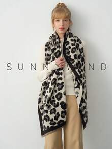 1 件女士豹纹涤纶柔软羊毛围巾，适合秋冬季日常使用