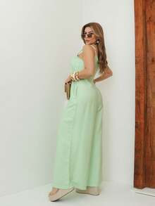 A&DD MODA, REF: Y492 Elegant Women's Jumpsuit With Suspenders, Adjustable Straps And Side Pockets, Casual And Sophisticated Modeling, Uncomplicated And Chic Look, Women's Jumpsuit Tailored For All Occasions, Modern And Comfortable Style - 綠色 - 查看 2