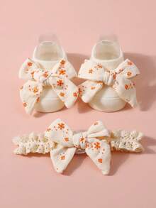 0-1岁婴儿发带袜子套装，女宝宝蝴蝶结发带1个+防滑地板袜1双 - 彩色 - 查看 9