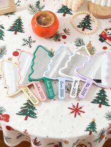 Customized Christmas Tree Shaped Handheld Makeup Mirror, Personalized Christmas Tree Shaped Mirror, Plastic Handled Makeup Mirror, Solid Color Portable Small Mirror With Hole, Christmas Style Single-Sided Mirror, Gift For Friends And Classmates