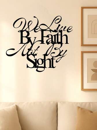 1 件圣诞黑色“我们凭信心而活，不凭眼见”基督教标牌简约金属墙饰 - 简约基督教金属墙饰 - 黑色锻铁经文标牌，适用于家庭/办公室，励志圣经经文装饰礼品，现代家居装饰，适用于卧室、客厅或浴室。防水、防锈、耐用墙饰，是完美的生日礼物。