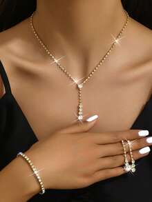 四件套时尚首饰套装，包括黑色项链、耳环和手链，适合女性日常佩戴，可作为礼物送给女友、闺蜜、母亲，是母亲节的理想之选。 - 8087 - 查看 21