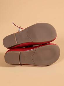 أحذية نسائية أنيقة مسطحة مزينة بفيونكة وتصميم إبزيم معدني، أحذية بالرينا ماري جين، مناسبة للسفر والحفلات والمهرجانات الموسيقية في الربيع والخريف، أحذية أميرة جميلة لعروض عيد الميلاد - الأحمر - مشاهدة 7