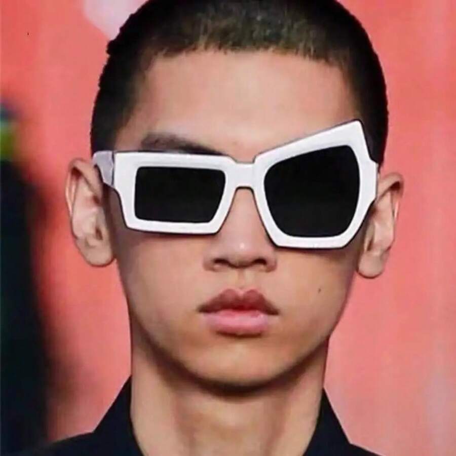 Women's Fun Large Frame Round Fashion Glasses - Bold Irregular Eyebrow Design, Bright Yellow Tinted Lenses Suitable For Fashion And Sun Protection, Accessories, Styling High-Quality Glasses, Statement Style, Fun Accessories - 黑色 - 查看 1