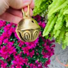 Boxwood And Mum Sleigh Bells For Door Handle Christmas Bells Door Knocker Jingle Bells Door Hanger Christmas Decorations Door Bell Single Brass Bell Door Decorations - 如圖 - 查看 10