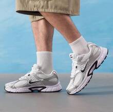 Nike Nuevas zapatillas de malla gruesa para hombre, zapatillas para correr sencillas, informales y transpirables. - Blanco/gris - Ver 4