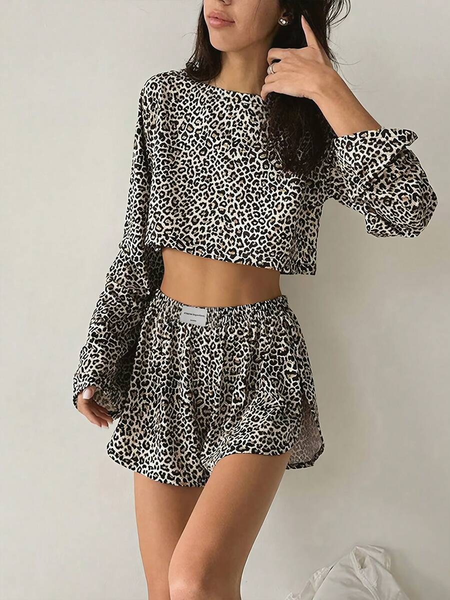 2 piezas Conjunto de ropa de estar en casa con top de manga larga de punto con estampado de leopardo y shorts con abertura lateral, nuevo estilo casual de otoño para mujer, adecuado para usar en el hogar en otoño e invierno - Marrón Mocha - Ver 1