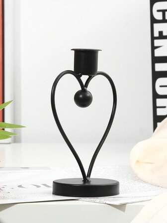1 pezzo Portacandela a forma di cuore in metallo e ferro, adatto come accessorio per matrimoni, cene romantiche a lume di candela, decorazione creativa da tavolo per la casa