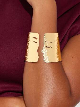 1 件超大金属几何图案 C 形开口手镯，面部设计，肖像，女士金色手镯，厚金色袖口手镯，女士生日礼物，少女时尚礼物，女士周年纪念礼物