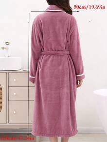 1件女士加厚珊瑚绒保暖浴袍，简约带口袋，实用浴袍 - 淡紫色 - 查看 9