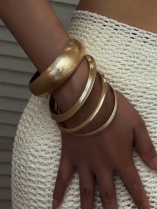 Conjunto de 4 pulseiras circulares empilhadas em tom dourado, conjunto de pulseiras empilháveis minimalistas, joias da moda feminina para uso diário