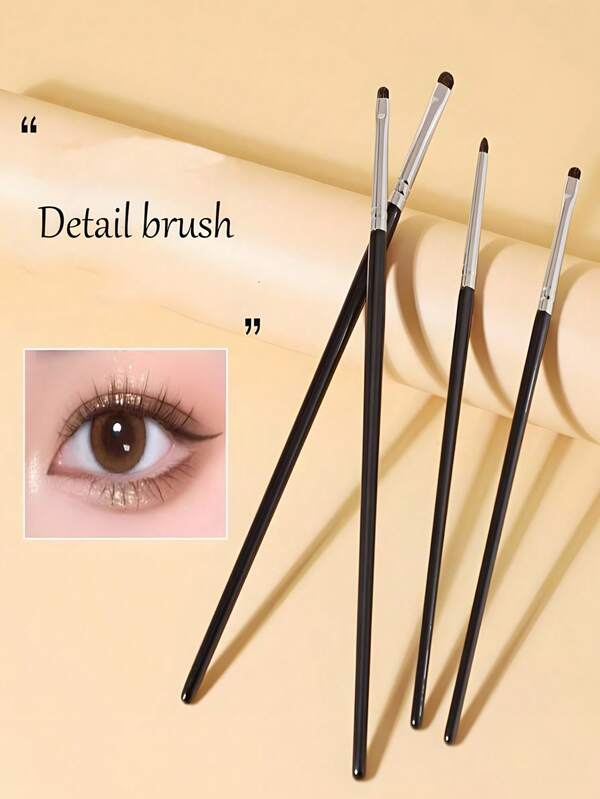 4 pièces Pinceaux de précision pour ombre à paupières et eyeliner, pour le mélange du maquillage