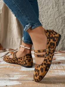 2025 New Women's Flat Loafers - Solid Color, Versatile, Fashionable & Comfortable, Buckle Decor, Suitable For Home And Various Occasions - Leopard Print - View 4