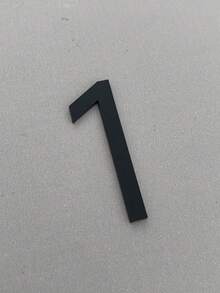 OUTANA 1片黑色现代亚克力自粘可移除镜面墙贴，带门牌号码，防潮易清洁，无需电源。适用于客厅、浴室、家庭办公室、墙面、商店、酒店和办公空间。可装饰花园围栏、邮箱、门牌号码、储物柜和序列号标识。可用作3D艺术贴纸、门牌号码、花园装饰和门牌。