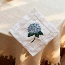 4/6 Pieces Napkins Cloth Diagonal Embroidered Hydrangea Hemmed Punch Holes 15*15cm/5.9*5.9inch Intimate Candlelit Dinners Holiday Feast Bridal Bachelorette Party Baby Girl Shower Food Photography Props Grand Celebration Anniversary Ourdoor Events