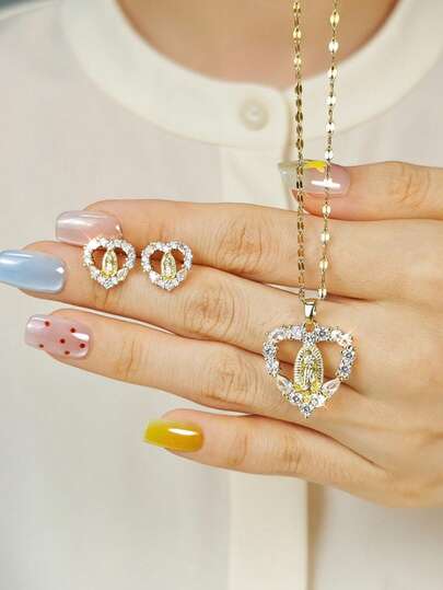 3 pièces Set : Collier pendentif Cœur de la Vierge Marie + Boucles d'oreilles Cœur de la Vierge Marie délicates et brillantes, design vintage creux, incrusté de zircone synthétique. Convient pour le mariage des femmes, les bijoux catholiques, la Saint-Valentin, la Fête des Mères (les épingles des boucles d'oreilles sont faciles à plier mais peuvent se restaurer d'elles-mêmes)