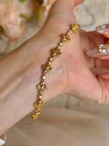 1pc Iris Flower Rhinestone Bracelet, Vintage Minimalist Metal Gold Iris Flower Bracelet, Suitable For Women Everyday, Party, Event Wear - Gold - View 3