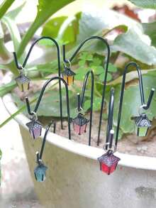 Glow Garden, Tượng nàng tiên nhỏ bằng nhựa với đèn lồng nhiều màu sắc, Trang trí Giáng sinh ngoài trời phong cách mộc mạc, Đồ trang trí để bàn trong nhà và đồ thủ công, Trang trí ngoài trời chạy bằng năng lượng mặt trời, Trang trí Giáng sinh, Thiết kế độc đáo, Bền bỉ, Trang trí sân vườn địa phương, Trang trí sân vườn - Nhiều màu - Xem 2