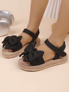 Giày sandal đế bằng dễ thương thời trang mùa hè mới cho bé gái, thiết kế nơ cài móc, thích hợp cho mùa hè. - màu đen - Xem 2