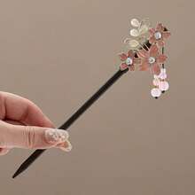 新款中国风多色花朵流苏发夹，搭配珍珠、薰衣草色和蓝色花瓣流苏发饰，流苏由串珠线制成，层叠设计，精致优雅，适合打造精致发髻，可用于婚礼、发髻造型、发夹、发饰等。 - 彩色 - 查看 7