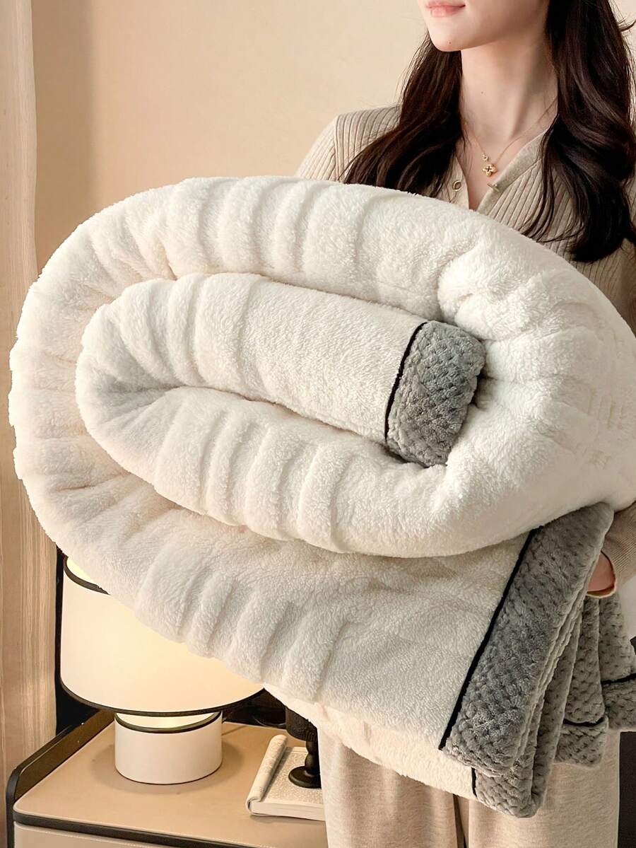 1pc White Plaid Jacquard Trim Taffeta Fleece Warm Thick Blanket, Soft & Skin-Friendly, Multi-Size & Multi-Purpose For Office, Living Room, Bedroom