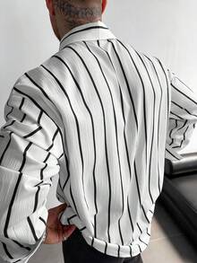 男士经典黑白条纹长袖衬衫，亚麻质感纽扣衬衫，适合休闲、办公、通勤等各种场合，四季皆宜，展现复古绅士风范，圣诞节和新年男士礼物之选 - 白色 - 查看 7